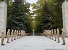 На Меморіалі Слави у Харкові прощаються із загиблим у катастрофі Ан-26 курсантом 20-річним Віталієм Вільховим