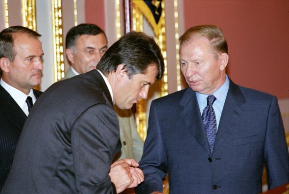 Адміністрація президента, 2000