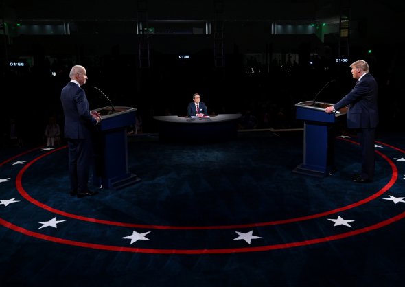 Джо Байден и президент Трамп только что завершили свои жестокие первые дебаты
