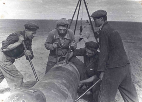 Прокладання магістрального газогону Дашава - Київ, 1948 рік