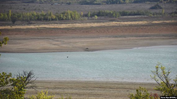Головне джерело води Севастополя   перетворюється на калюжу