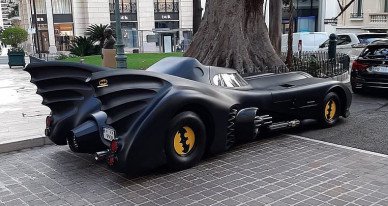 Бэтмобиль на улицах Монако