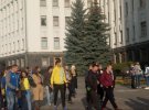 Люди вышли протестовать против Шкарлета