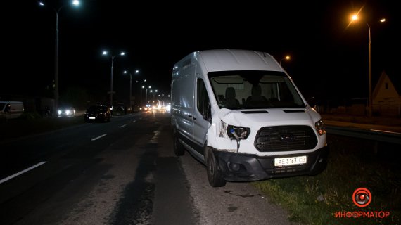 У передмісті Дніпра Ford Transit  на смерть збив двох людей