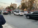 В Киеве на Майдане Независимости КОРД задержал подозреваемых в разбойных нападениях на валютчиков