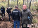 В Бородянке Киевской области двое товарищей убили во время отдыха 44-летнего знаймого, а тело закопали в лесу