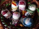 Українка Людмила Павлова створює унікальні ляльки з соломи і природних матеріалів