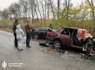 На Черниговщине прокурор за рулем автомобиля Acura в лоб протаранил ВАЗ. Водитель и пассажир последнего погибли на месте