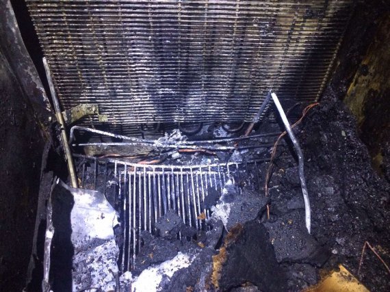 В Харькове в ночь на 5 ноября загорелось девятиэтажное студенческое общежитие