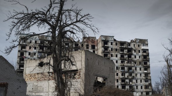 "У Мінську ми поки бачимо суцільні звинувачення української сторони, що ми все робимо не так. Я з цим погодитися не можу", - сказав він, додавши, що "потрібно слухати один одного, а не звинувачувати", - Кравчук