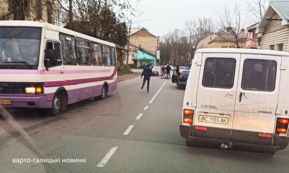 В Дрогобыче Львовской области маршрутный автобус «Дрогобыч - Трускавец» сбил 9-классницу