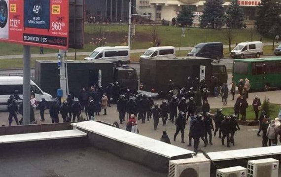 У білоруських містах на Марші сміливих почалися затримання