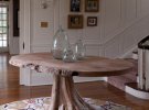 Деревянные столы в интерьере: показали оригинальные идеи дизайна.