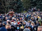 У Мінську пройшла церемонія прощання з загиблим активістом Романом Бондаренком.