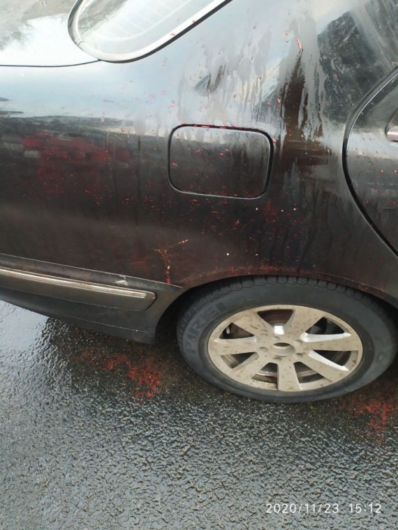 В Харькове произошло жуткое ДТП. Mercedes насмерть сбил пешехода
