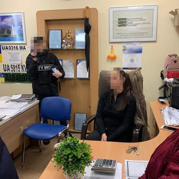 Посвідчення водія судна давали лише за хабар