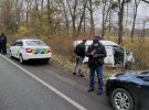 Вблизи Умани легковушка зажало между грузовиками Scania и Mercedes. Погибли 47-летняя женщина и ее 5-летний сын