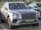 Випустили автомобіль Bentley Bentayga