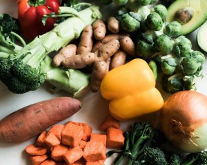 Імпортні та вітчизняні овочі: які купувати дешевше