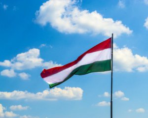 Венгрия назвала &quot;молитвой&quot; свой гимн, который выполнили депутаты на Закарпатье
