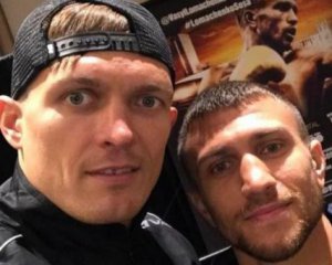 Усик рассказал, почему Ломаченко вышел боксировать травмированным против Лопеса