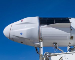 SpaceX запускає вантажний корабель до МКС