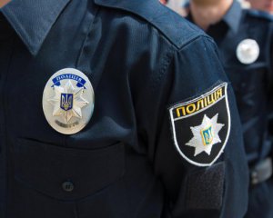 Таксист травмував поліцейського та втік з місця ДТП