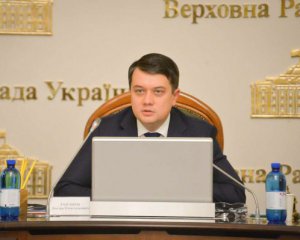 Разумков підписав закон про покарання за брехню в деклараціях