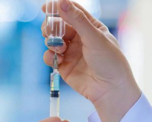 Вакцина AstraZeneca: оприлюднили результати клінічних випробувань