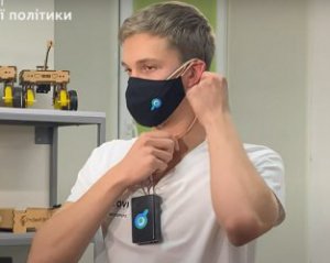 Українці створили захисну маску, що виявляє коронавірус