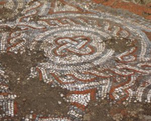 Знайшли мозаїку, яка може змінити погляд на історію Британії