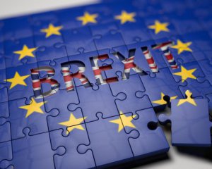 Великобритания и ЕС продолжат переговоры по Брекзиту