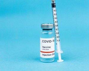 Covid-19: украинские заробитчане смогут бесплатно вакцинироваться в Польше