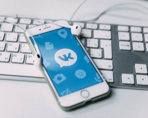 Єврокомісія додала "ВКонтакте" і Telegram до піратських сайтів