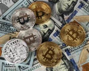 Bitcoin сягнув історичної позначки: на скільки подорожчала криптовалюта