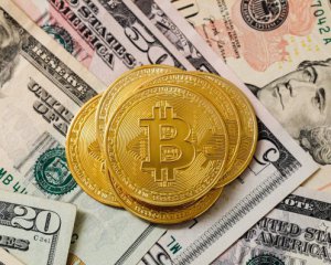 Курс Bitcoin продовжує зростати: монета встановила новий рекорд