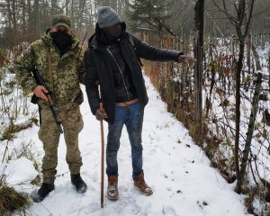 В Україні затримали майже тисячу нелегальних мігрантів