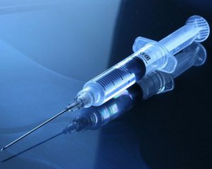 Розробники вакцини запевняють, що вона має ефект через 12 днів