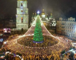 Стало відомо, чи обмежуватимуть доступ до головної ялинки країни