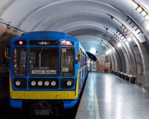 В київському метро з&#039;являться вагони з наскрізним проходом