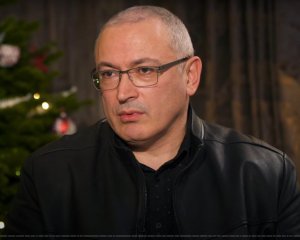 &quot;Без нього нікому забезпечити його безпеку&quot; - Ходорковський вважає, що Путін хоче піти з президентства, але боїться