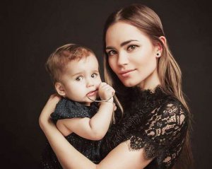 Народила собі сестру: жінка стала сурогатною матір'ю для власної родини