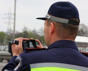 Подарунок під ялинку: поліція не чіпатиме авто на єврономерах