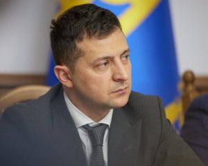 Указ Зеленського - нікчемний, а сам він порушник Конституції. КСУ відповів на хід президента