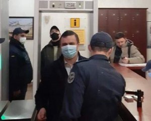 Микитась пришел в суд в сопровождении автоматчиков