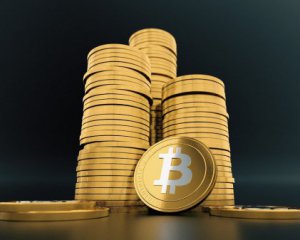 Ціна Bitcoin знизилася після рекордного зростання