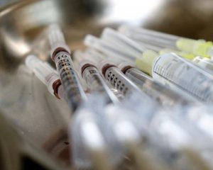 Педіатр померла після щеплення вакциною Pfizer