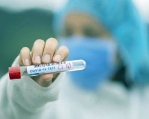 Китай ізолює місто-мільйонник через новий спалах коронавірусу