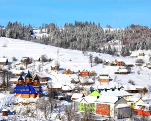 Скільки лижників травмувались у горах на вихідних