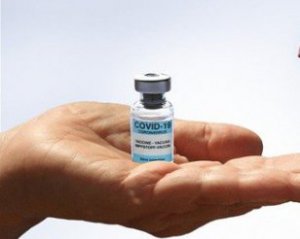 Коли українці не з групи ризику зможуть отримати вакцину від коронавірусу